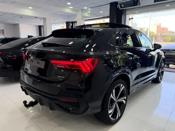 Audi Q3 2023 SLINE - 2