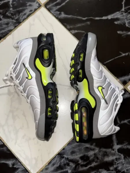 Tn Neon - 1