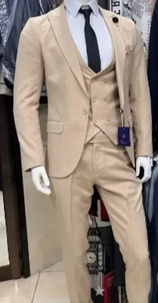 Costume - 1