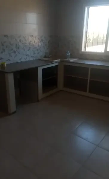 كراء شقة طابق فيلا 3 غرف - 3