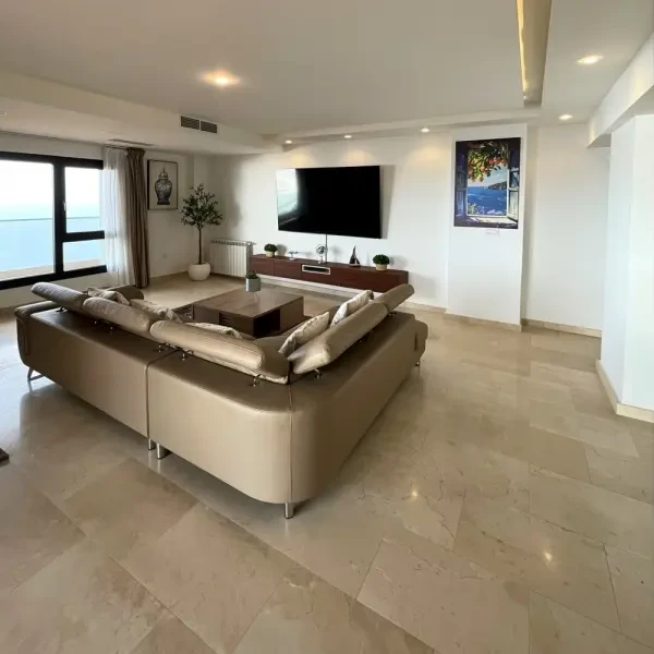 Location Appartement Duplex F5 - 3