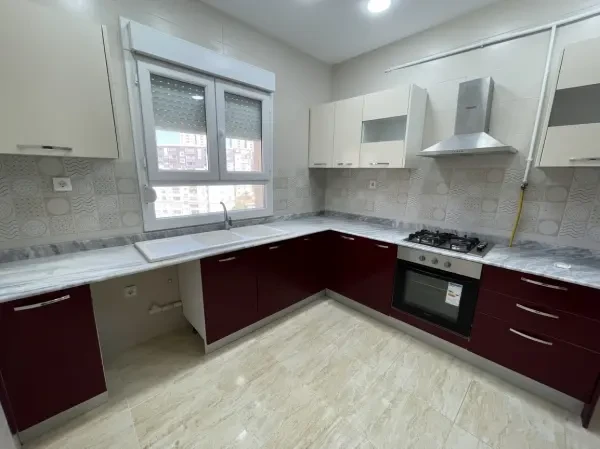 Location Appartement F4 Alger - 1