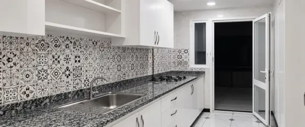 بيع شقة 4 غرف - 5