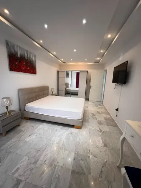 كراء شقة 4 غرف - 1