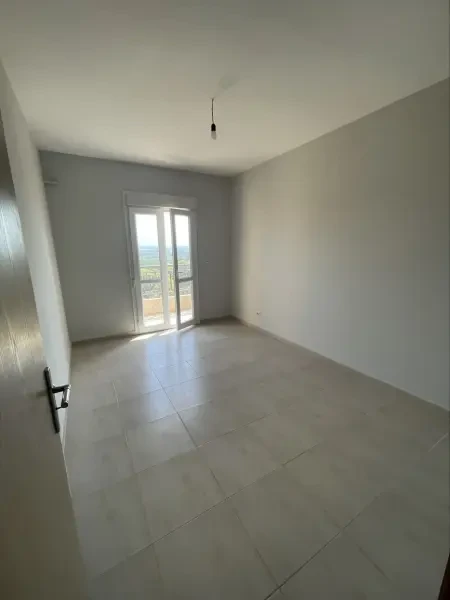 كراء شقة 4 غرف - 4