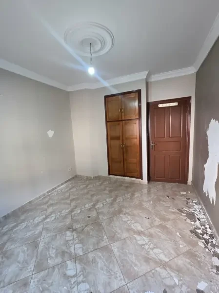 كراء شقة طابق فيلا 4 غرف - 2