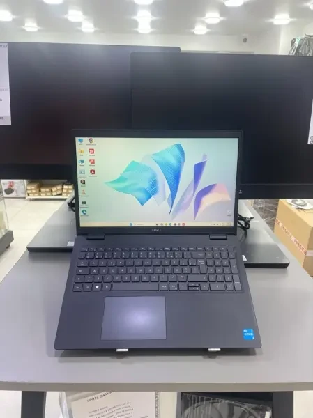 LAPTOP DELL LATITUDE 3520 i5-1135 - 1
