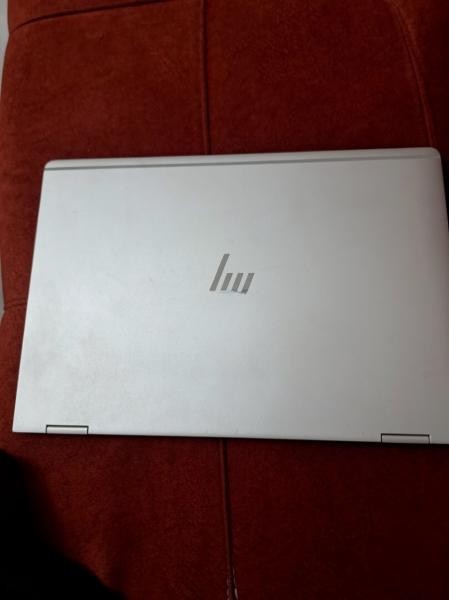 Ordinateur tactile HP - 1