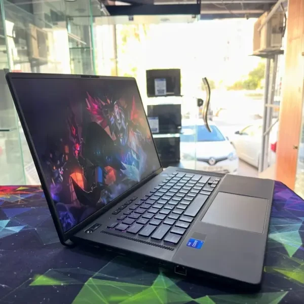 ASUS ROG ZEPHYRUS M16 QHD 15.6" I - 1