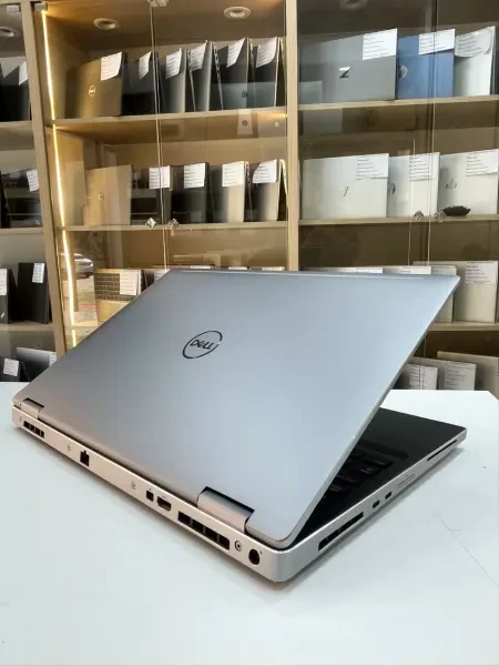 Dell Precision 7540 i7-9750H 32gb - 1