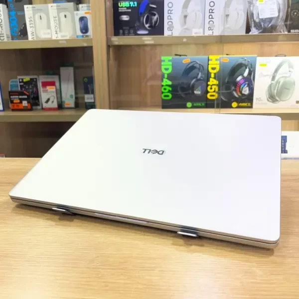 LAPTOP DELL PRO 16 ULTRA 5 235U 1 - 1