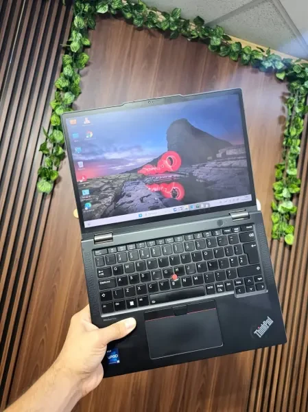 Lenovo thinkpad X13 Yoga gen 4 i5 - 1