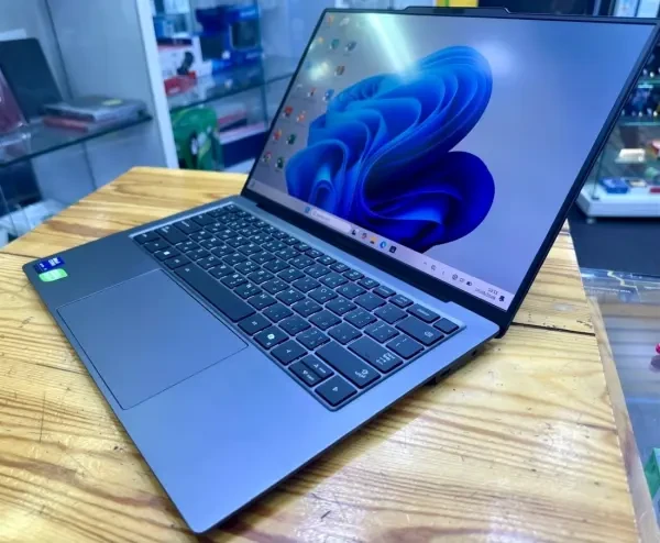 LENOVO THINKPAD X9-14 Gen 1 AURA - 1