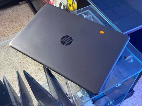 HP NOTEBOOK 15 / INTEL I7 8EME / - 1