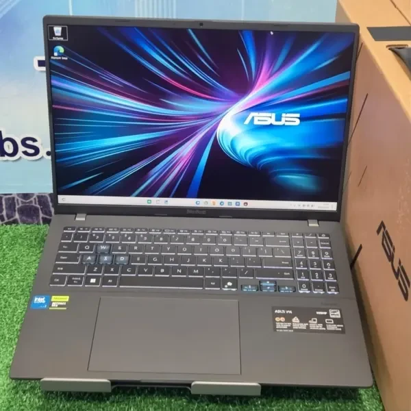Asus V16 Intel Core 7 240H RAM 16 - 1