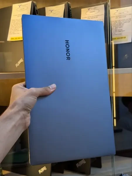 VENDU HONOR MAGICBOOK PRO 16 (202 - 1