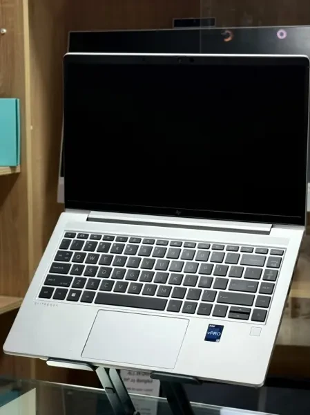 HP ELITEBOOK 640 G10 I5 VPRO 1345 - 1