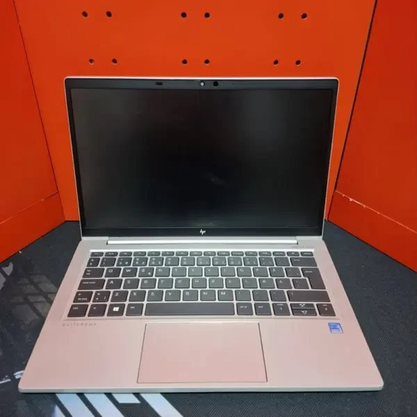 HP Elit Book - 1