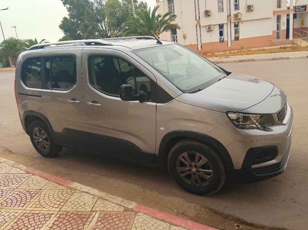 partner peugeot - 4