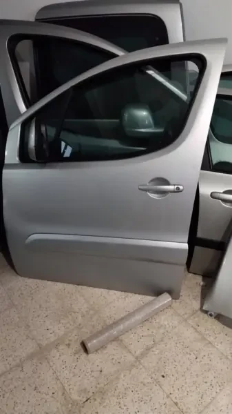 Porte Avant Gauche Partenaire - 1