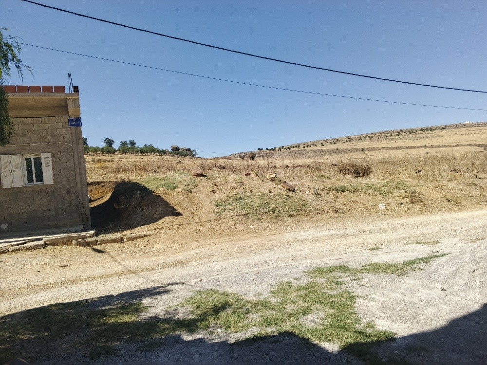 terrain à vendre au 302,5 M2 - 5
