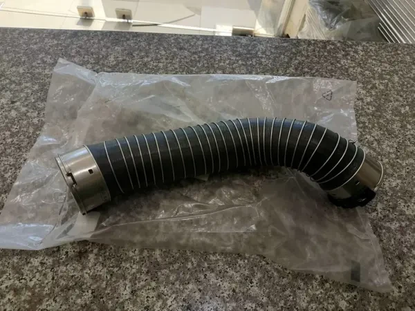 CONDUITE TURBO NISSAN URVAN E26 D - 1