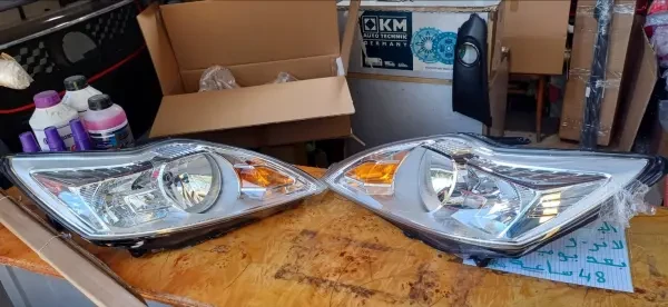 Phare ford focus 2012.2009 2005 - 1