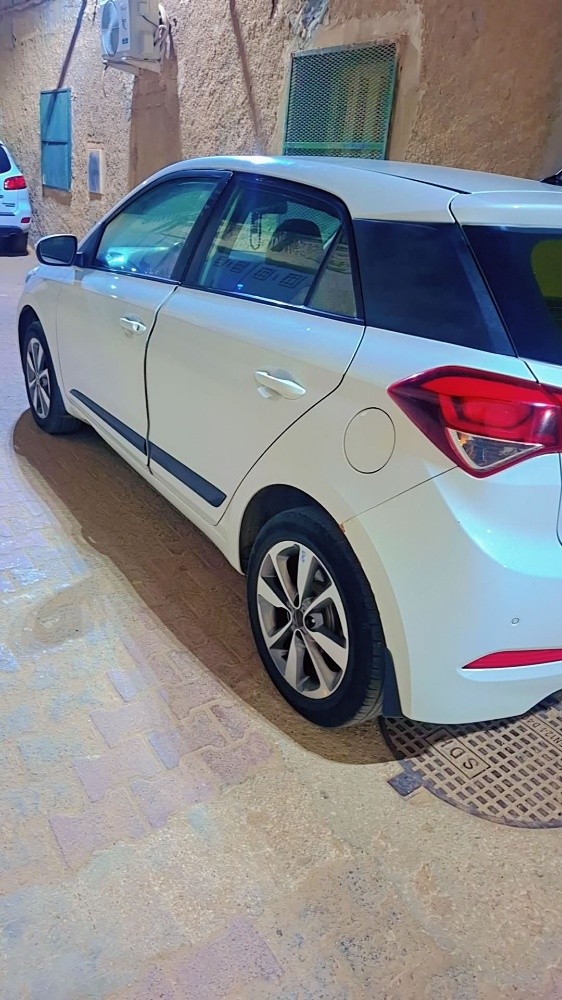 Hyundai  i20 - 3