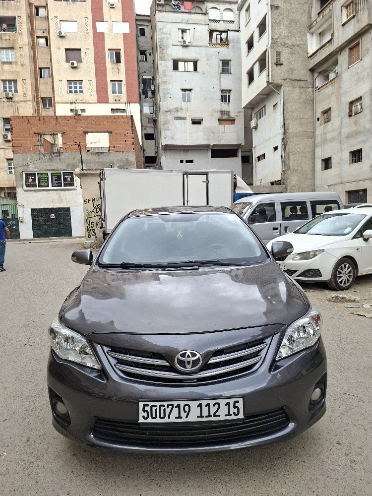 Toyota Corolla - 1