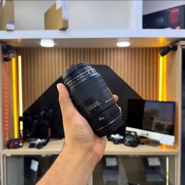 OBJECTIF CANON MACRO USM 100mm F2 - 1
