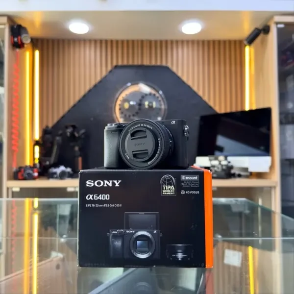 Sony A6400 boîtier avec kit Lens - 1