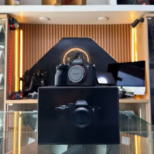 Sony A7 MARK IV boîtier Nu NEUF - 1