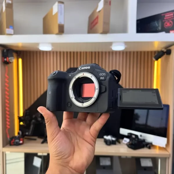 CANON R6 boîtier nu en excellent - 1
