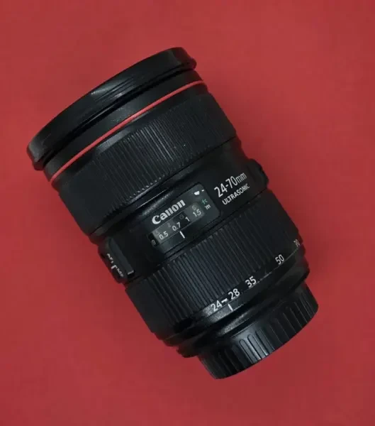 Canon EF 24-70mm f/2.8L II USM - 1