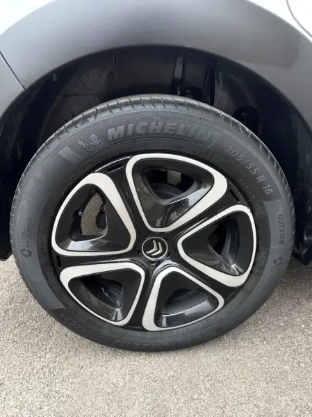 Citroen C3 2021 Shine - 2