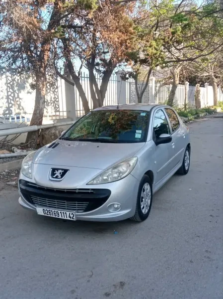 Peugeot 206 Plus 2011 206 Plus - 3