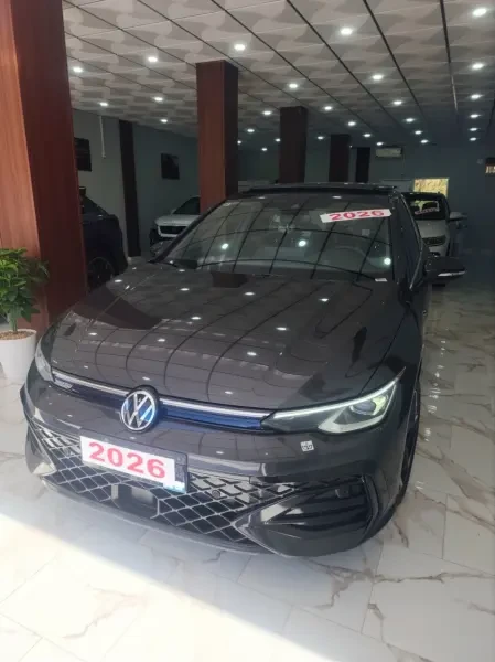 Volkswagen Golf 8 2026 R- Line - 1