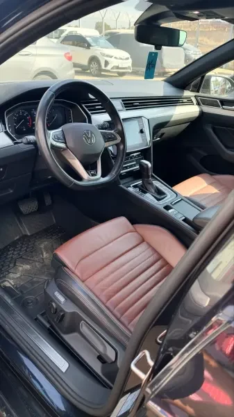 Volkswagen Passat 2021 R Line - 3