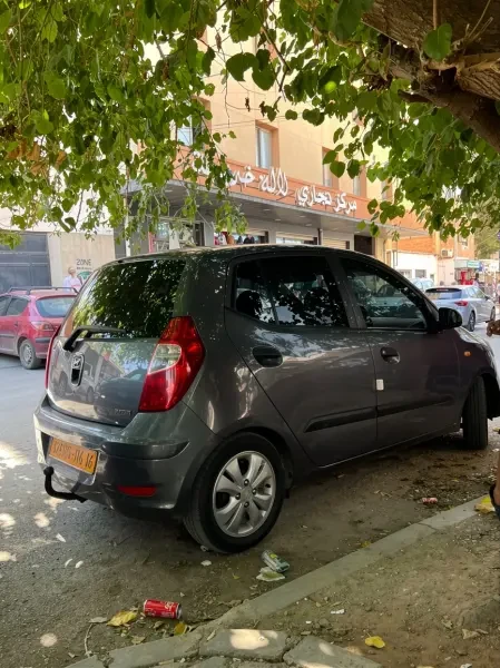 Hyundai i10 Plus 2016 PRESTIGE - 2
