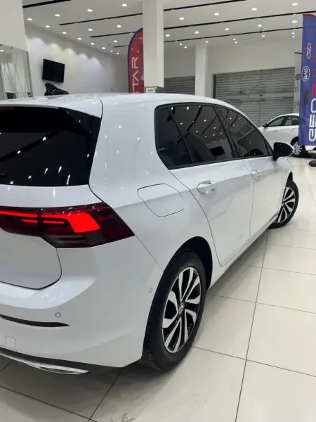 Volkswagen Golf 8 2022 Active - 1