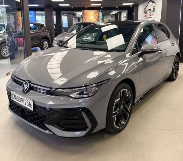 Volkswagen Golf 8 2026 R- Line - 4