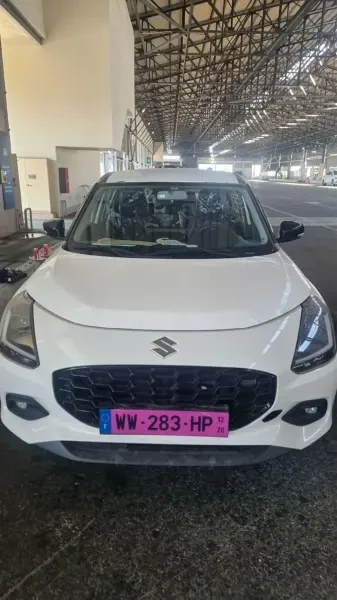 Suzuki Swift 2026 Glx Monte Carlo - 3