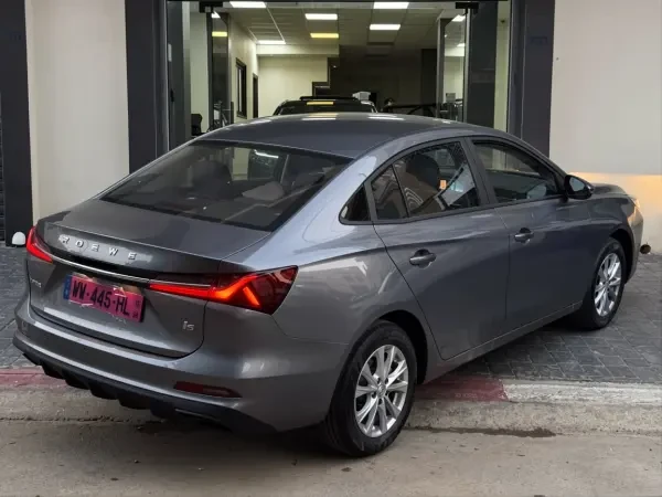 ROEWE I5 2026 - 3