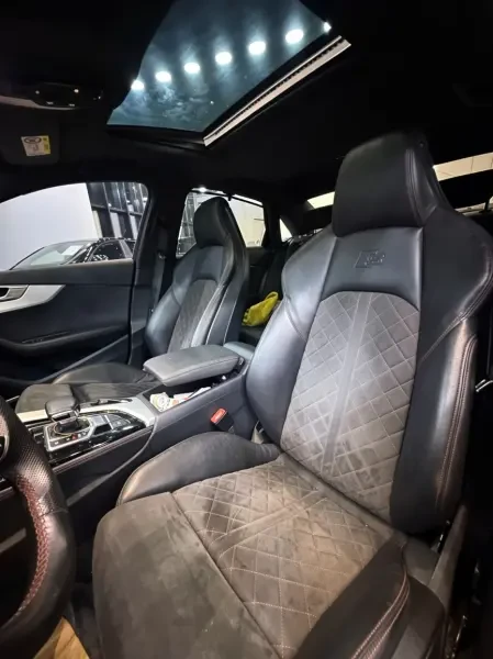Audi A4 2022 - 2