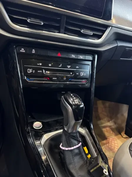 Volkswagen T-Roc 2025 R-Line - 3