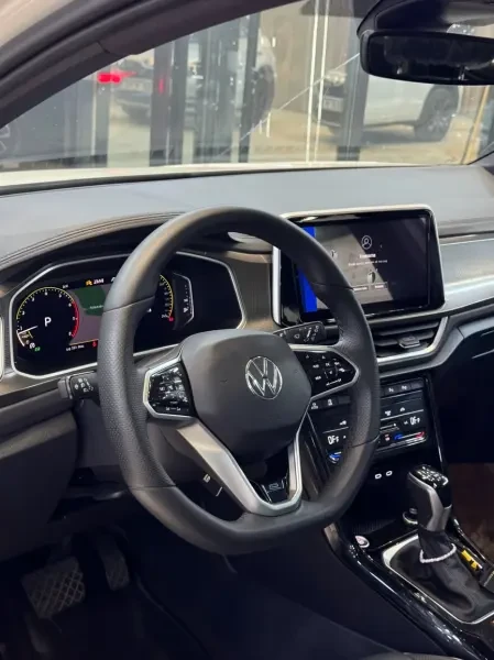Volkswagen T-Roc 2025 R-Line - 2