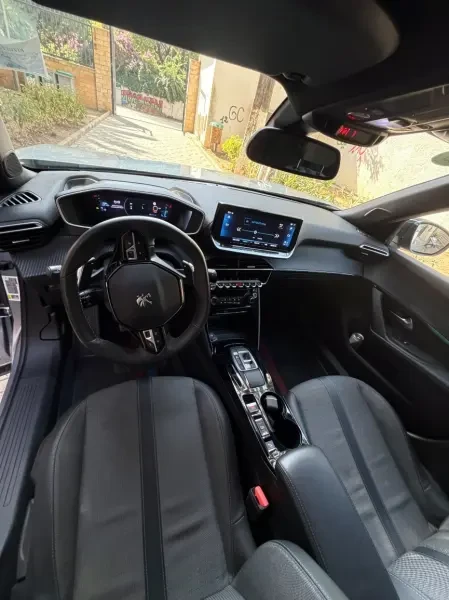 Peugeot 2008 2024 Allure Pack - 2