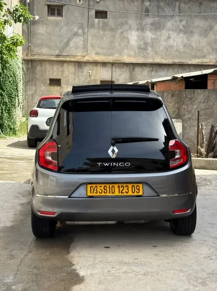 Renault Twingo 2023 Urban Night - 3