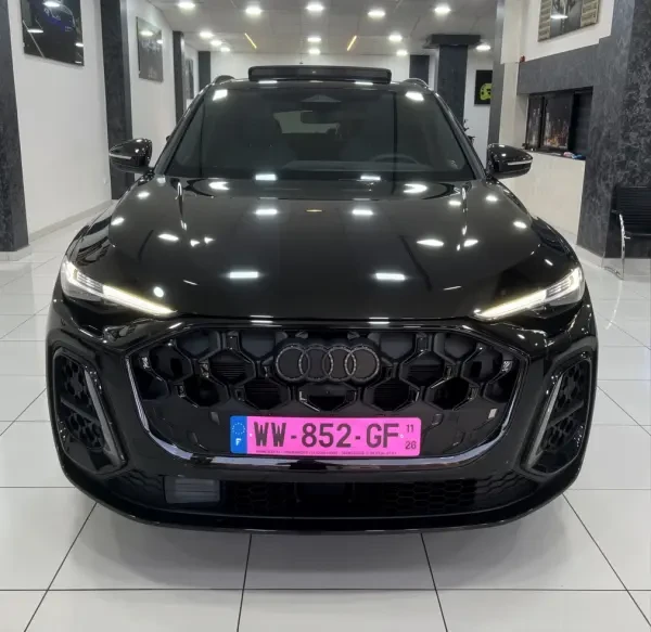 Audi Q5 2026 S-line full options - 1