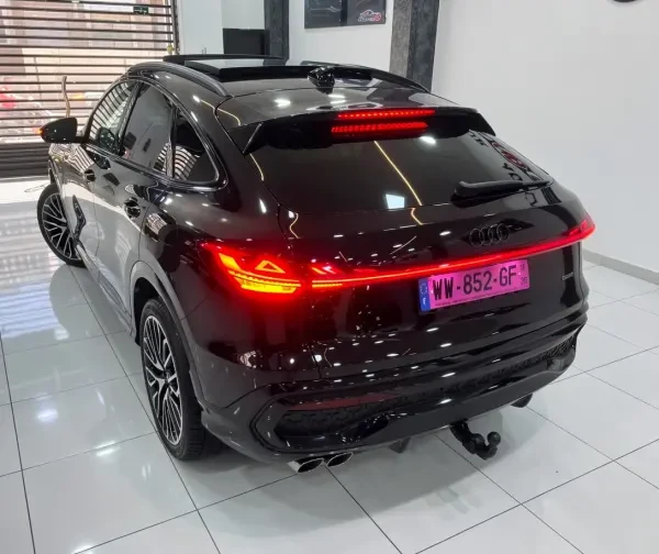 Audi Q5 2026 S-line full options - 3